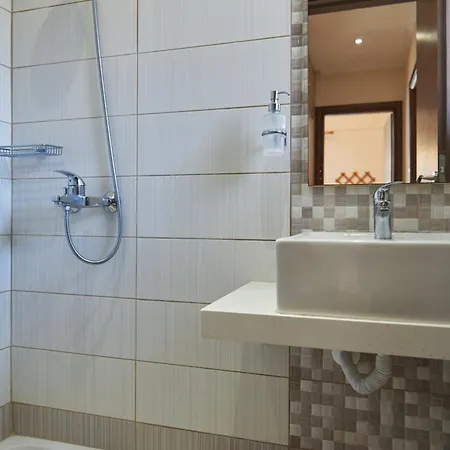 Sartoupoli Apartamento Sarti