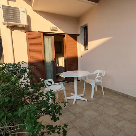 Sartoupoli Apartmán *